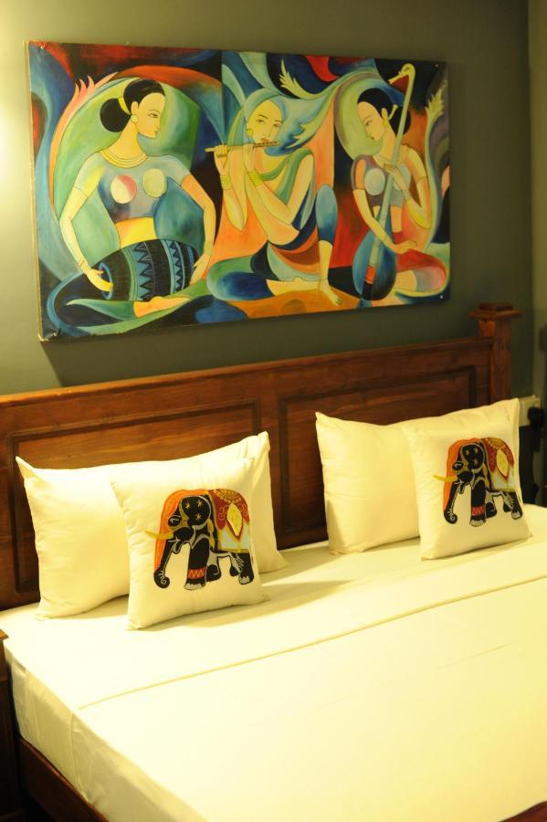 Hotel Tinaya Dambulla Rum bild
