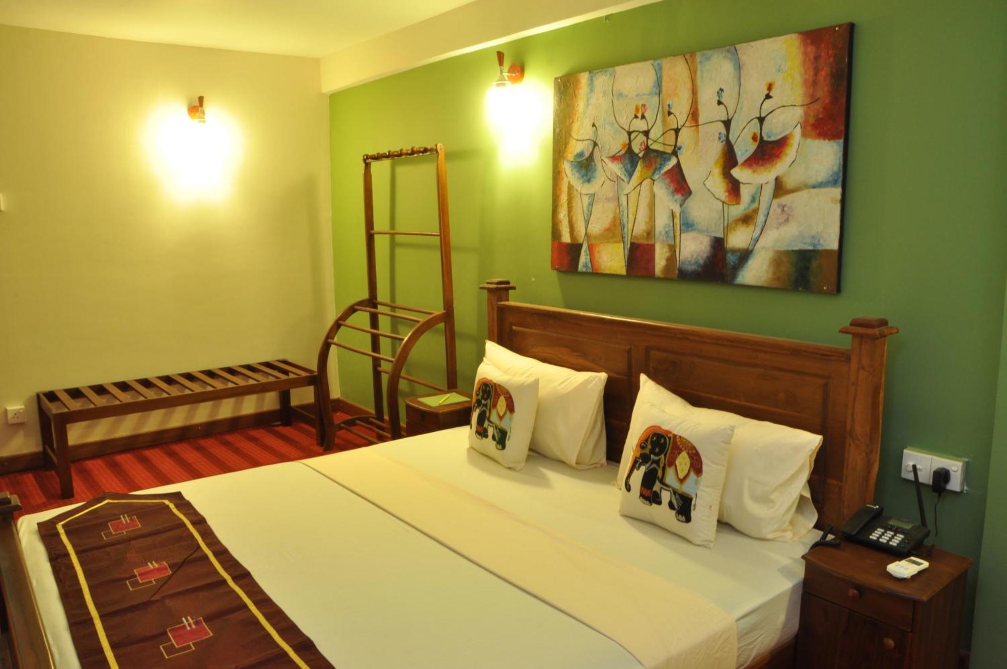 Hotel Tinaya Dambulla Rum bild