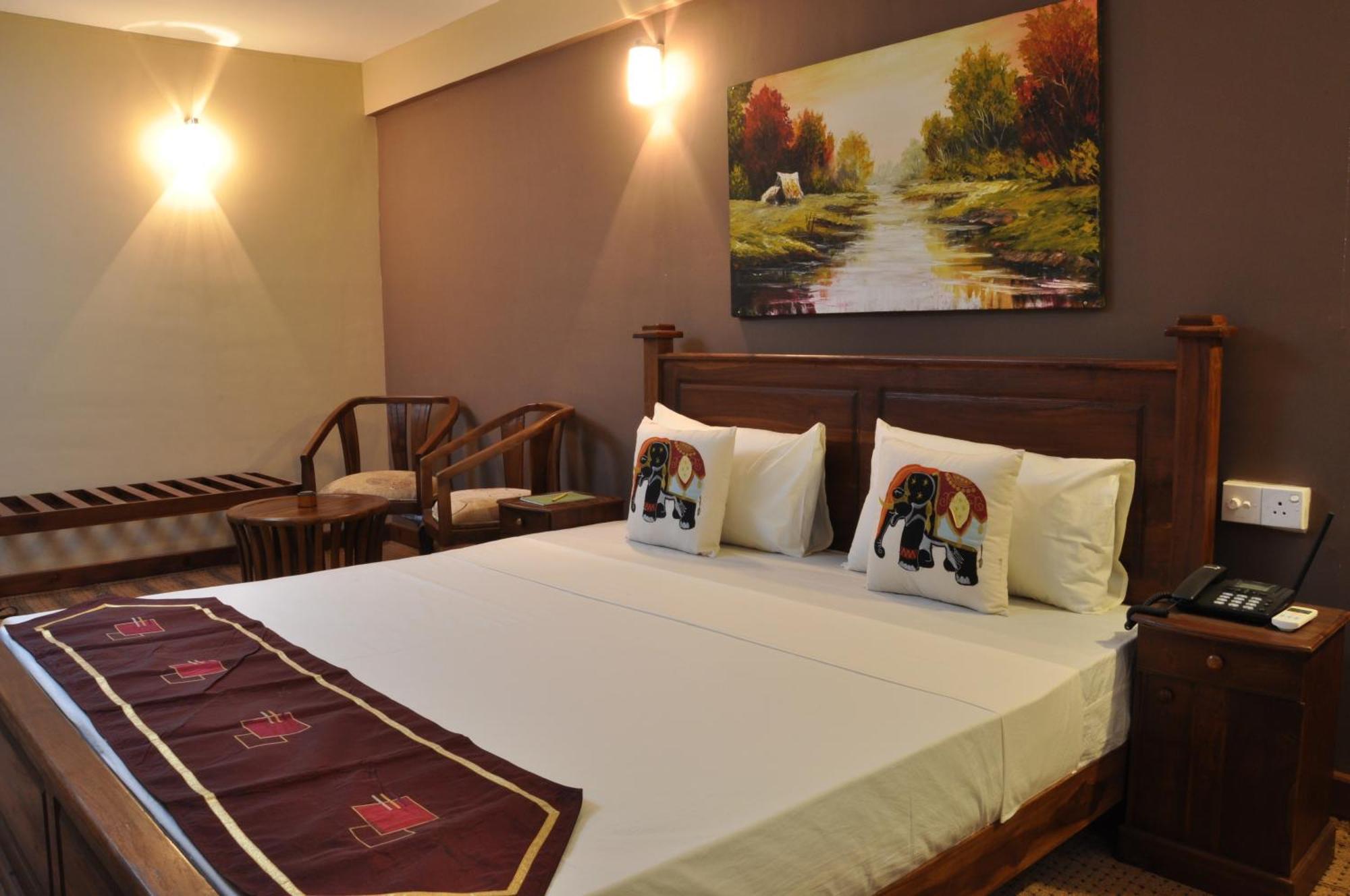 Hotel Tinaya Dambulla Rum bild