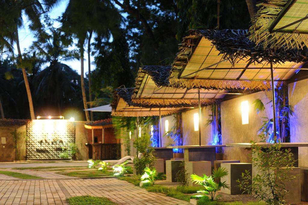 Hotel Tinaya Dambulla Exteriör bild